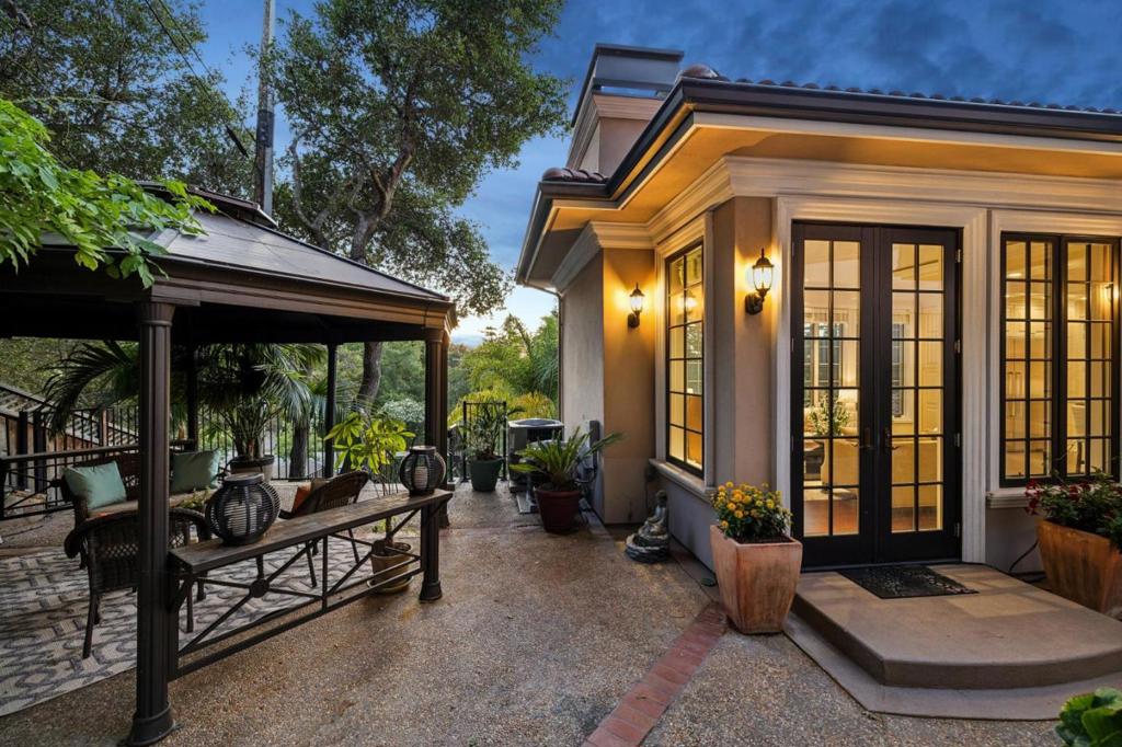 main property photo 68