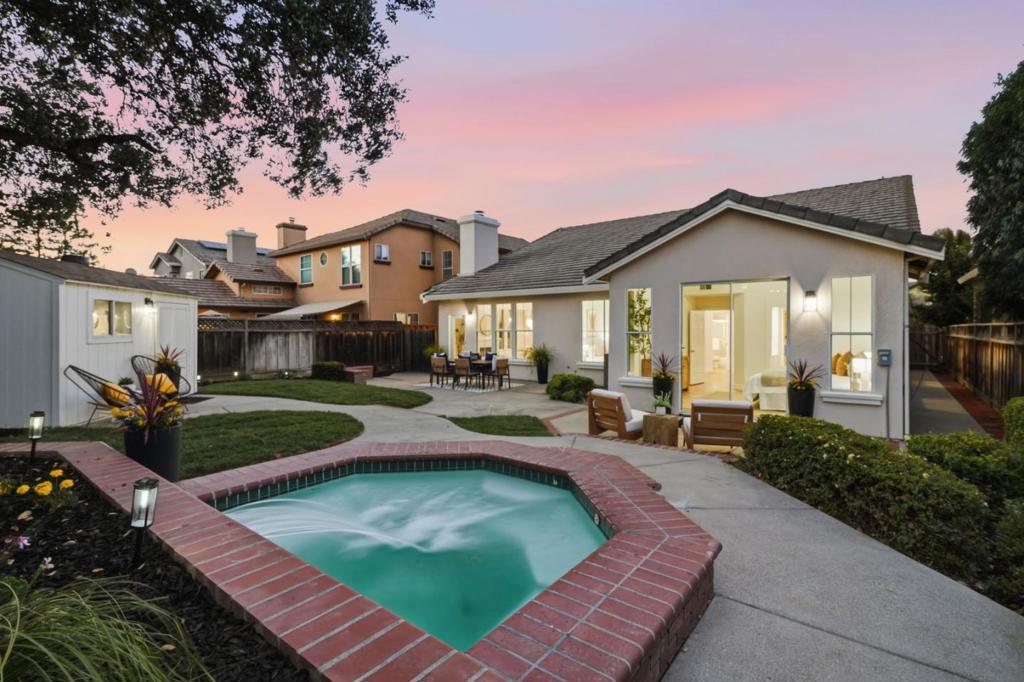 main property photo 51