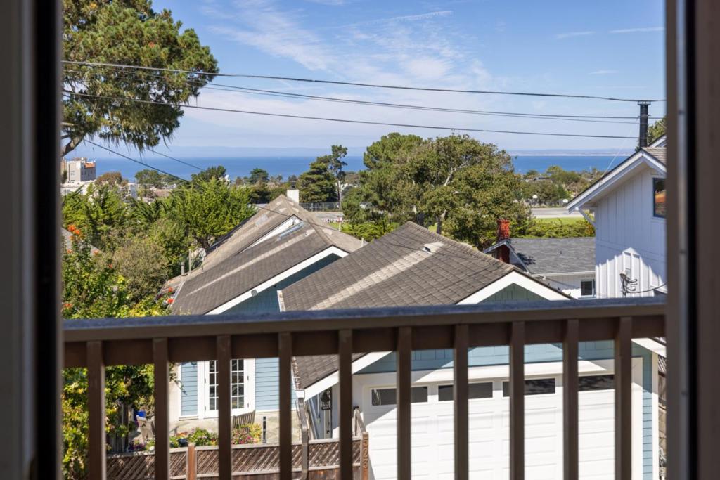 main property photo 63