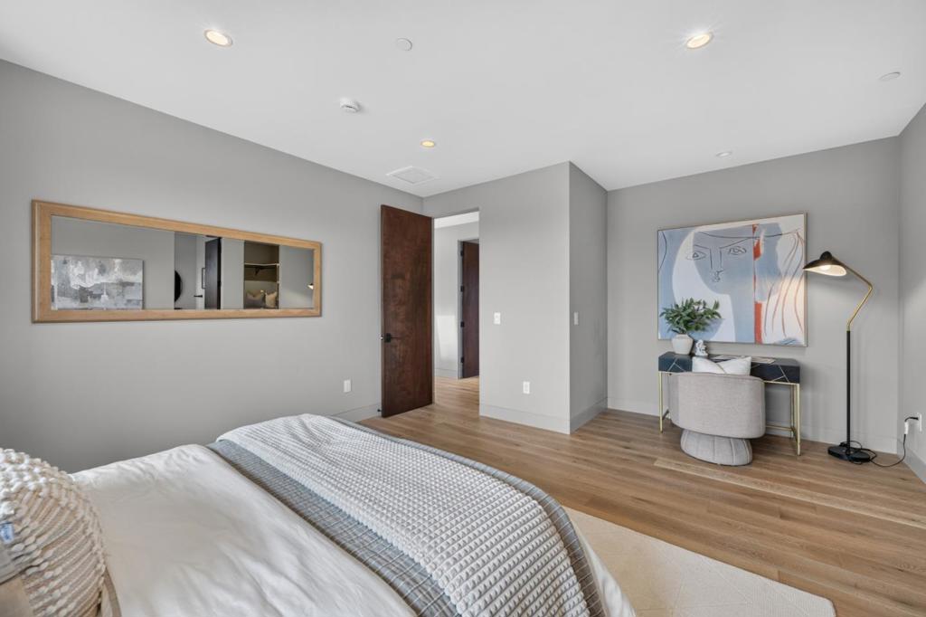 main property photo 73