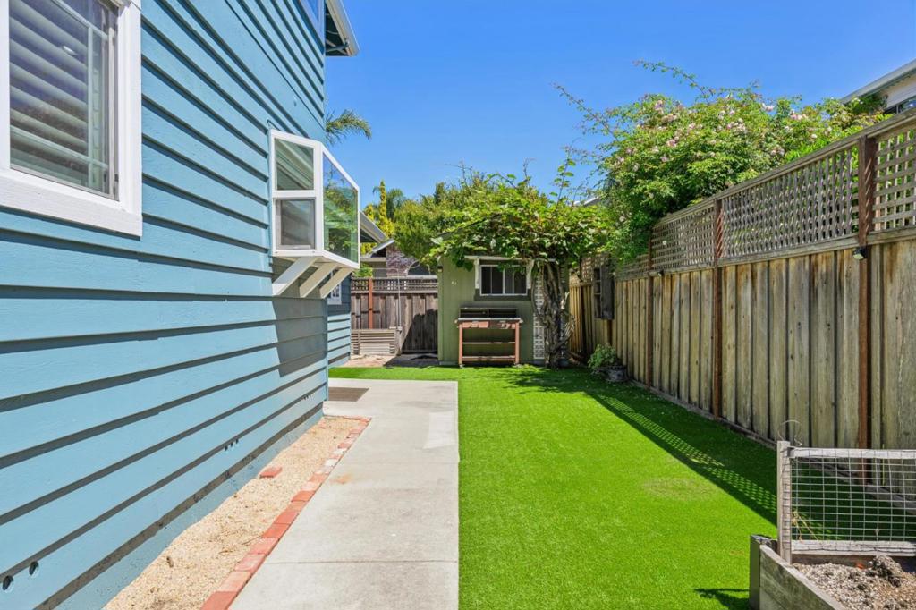 main property photo 56
