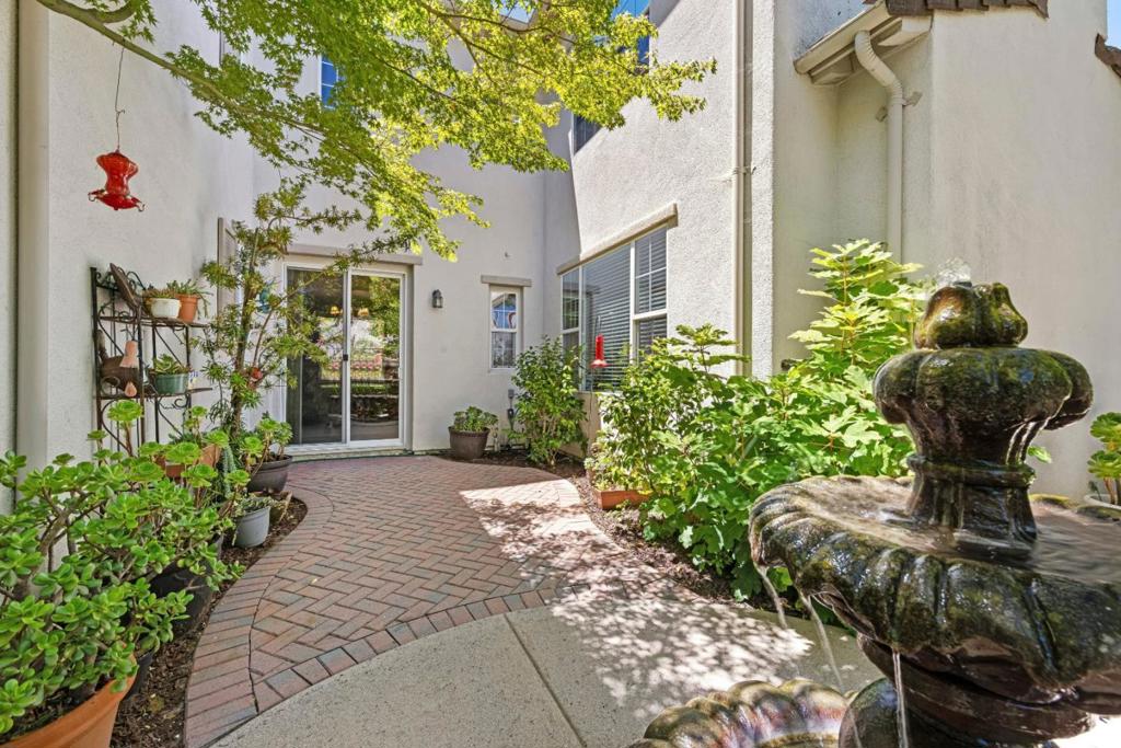 main property photo 68