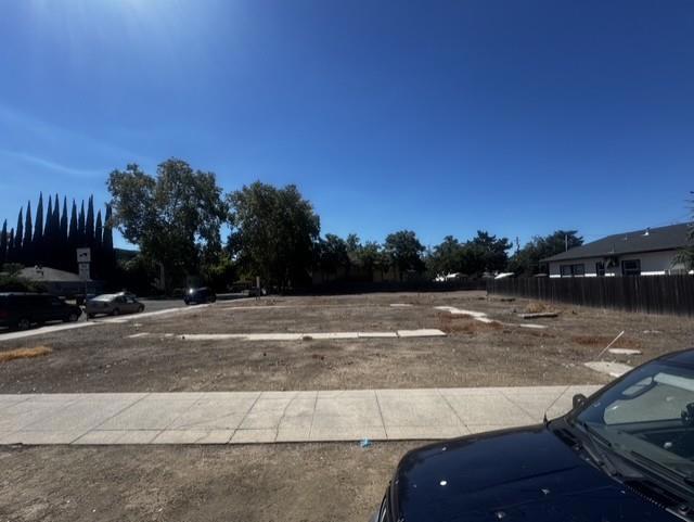 main property photo 11