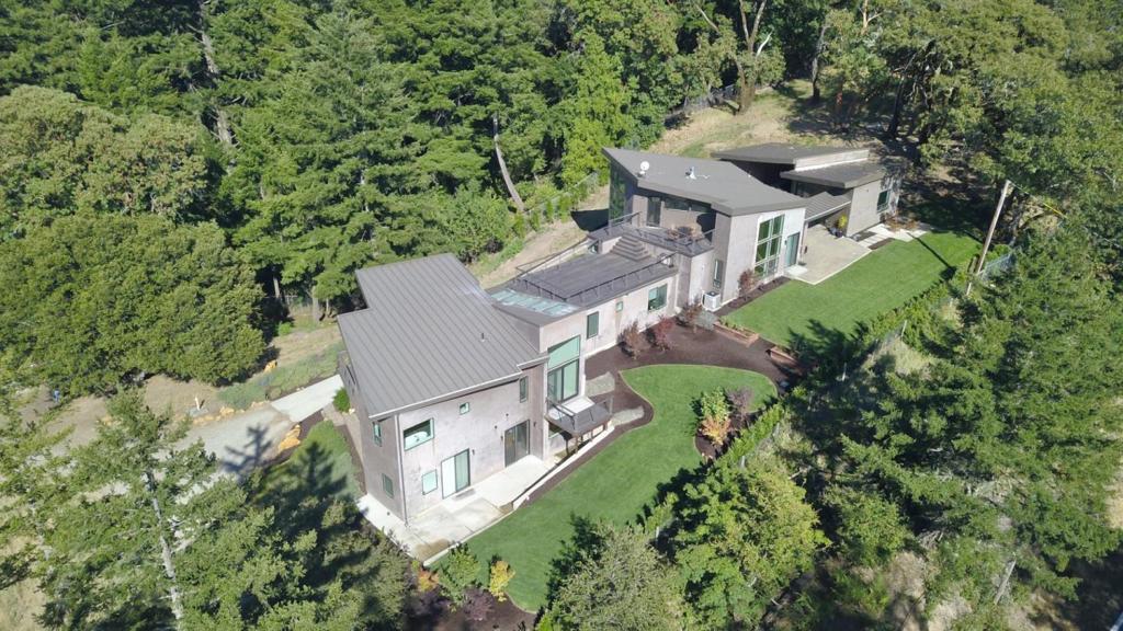 main property photo 77