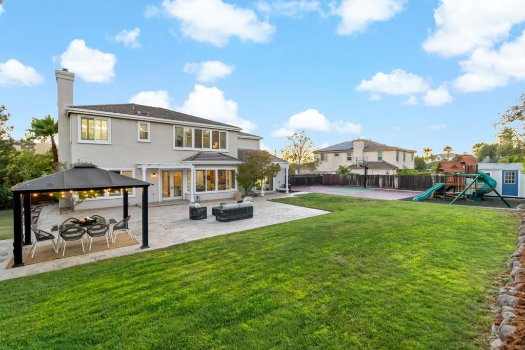 main property photo 52