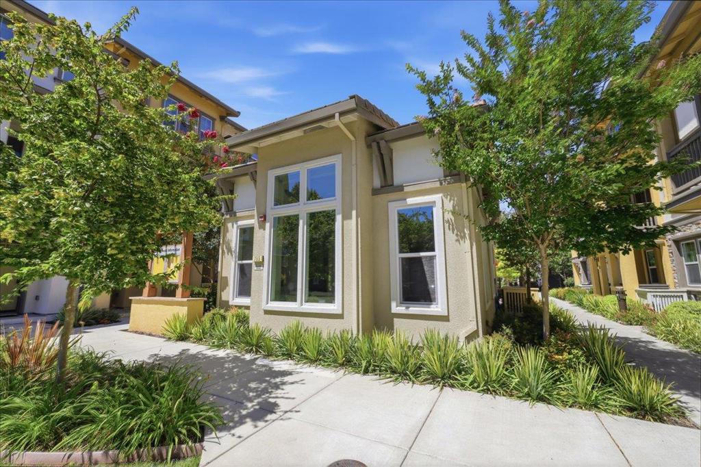 main property photo 70