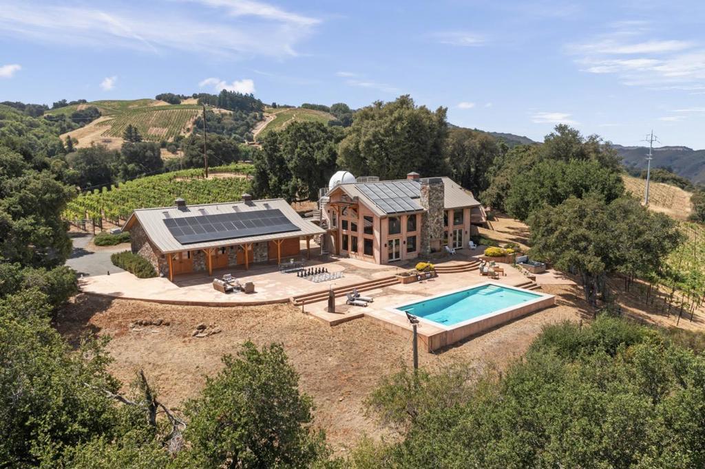 main property photo 79