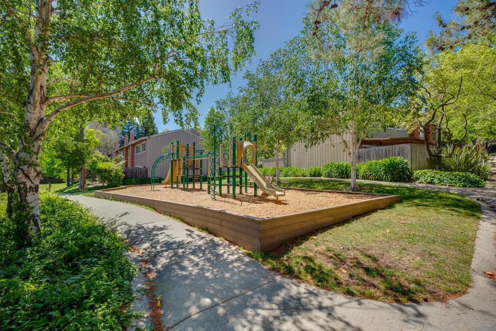 main property photo 68
