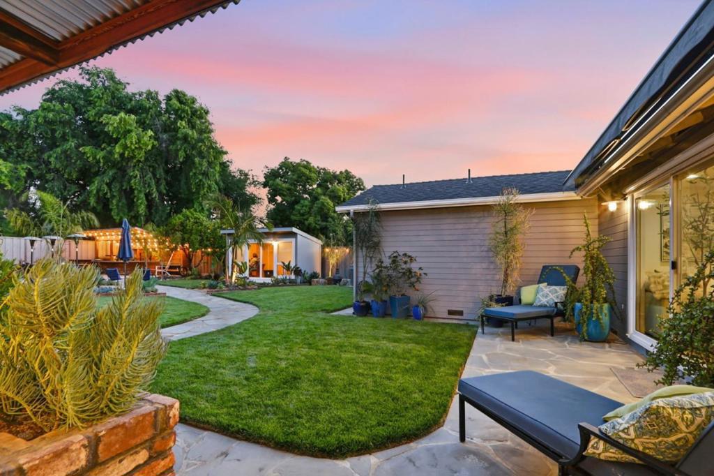 main property photo 111