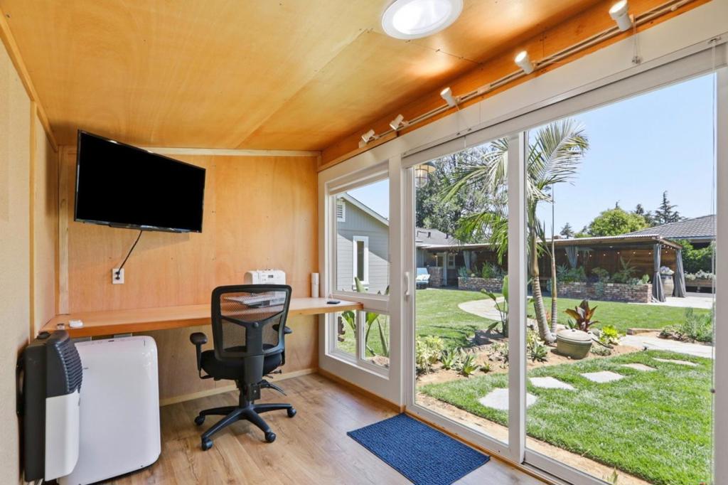 main property photo 51