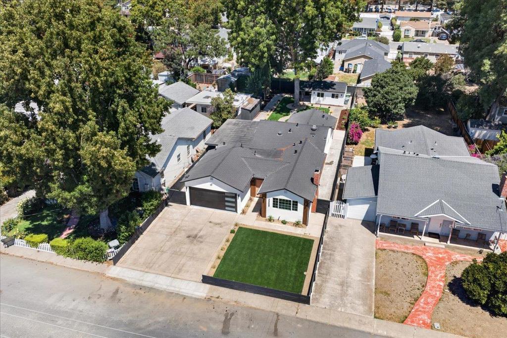 main property photo 70