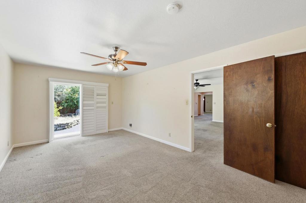 main property photo 59