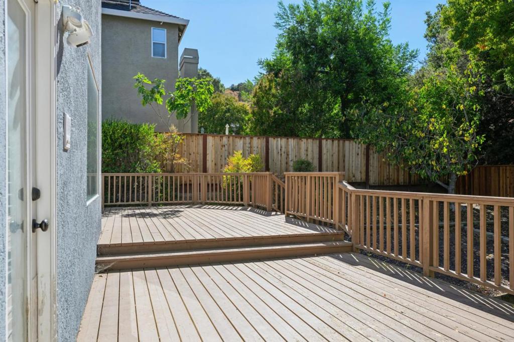 main property photo 59