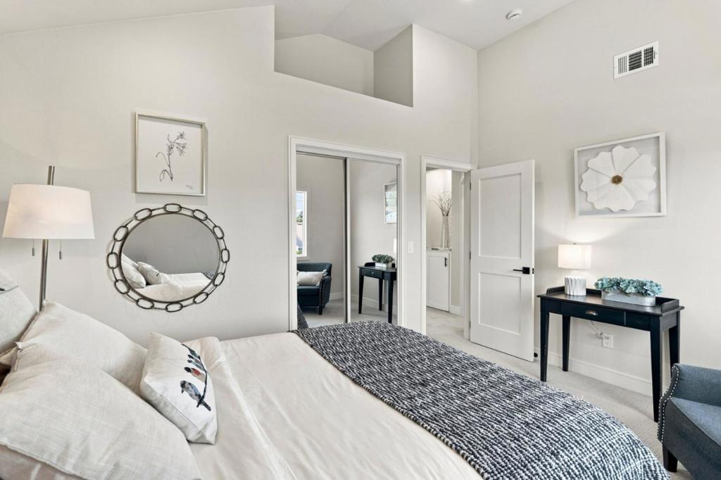 main property photo 68