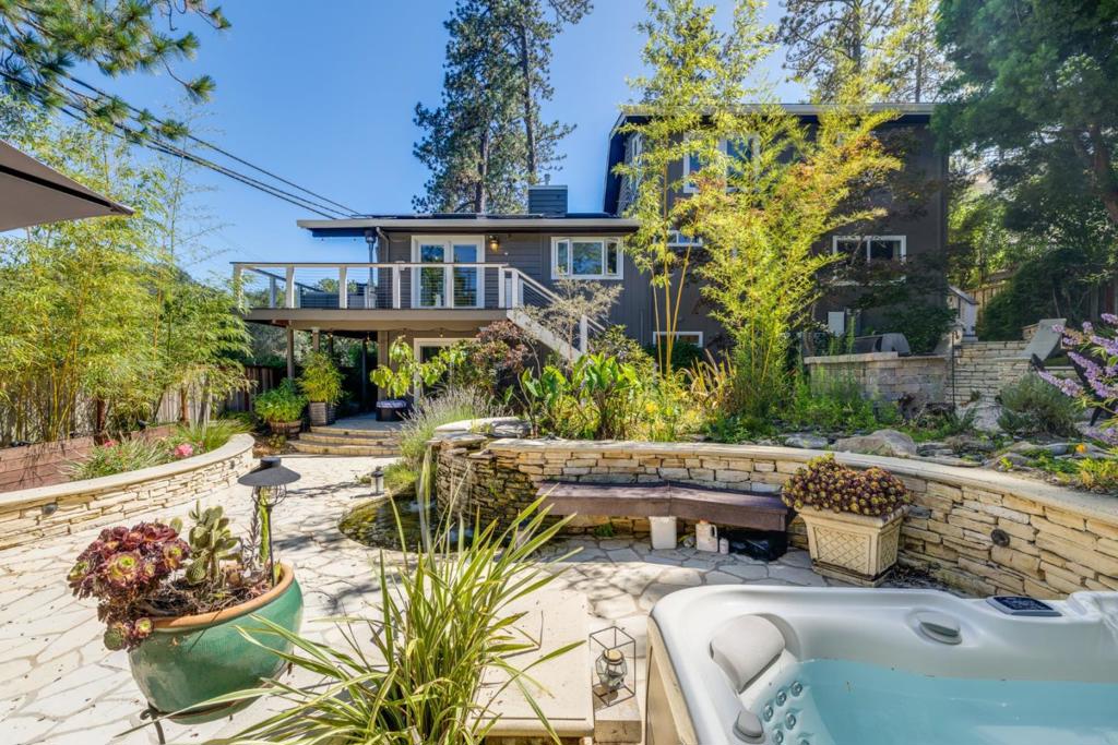 main property photo 90