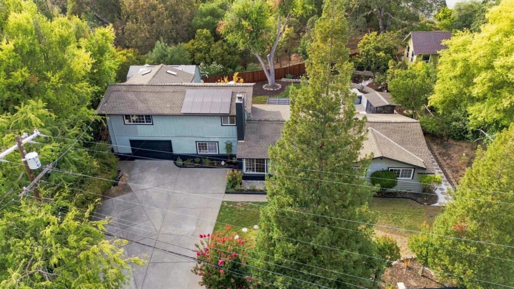 main property photo 61