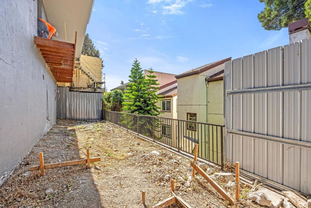 main property photo 104