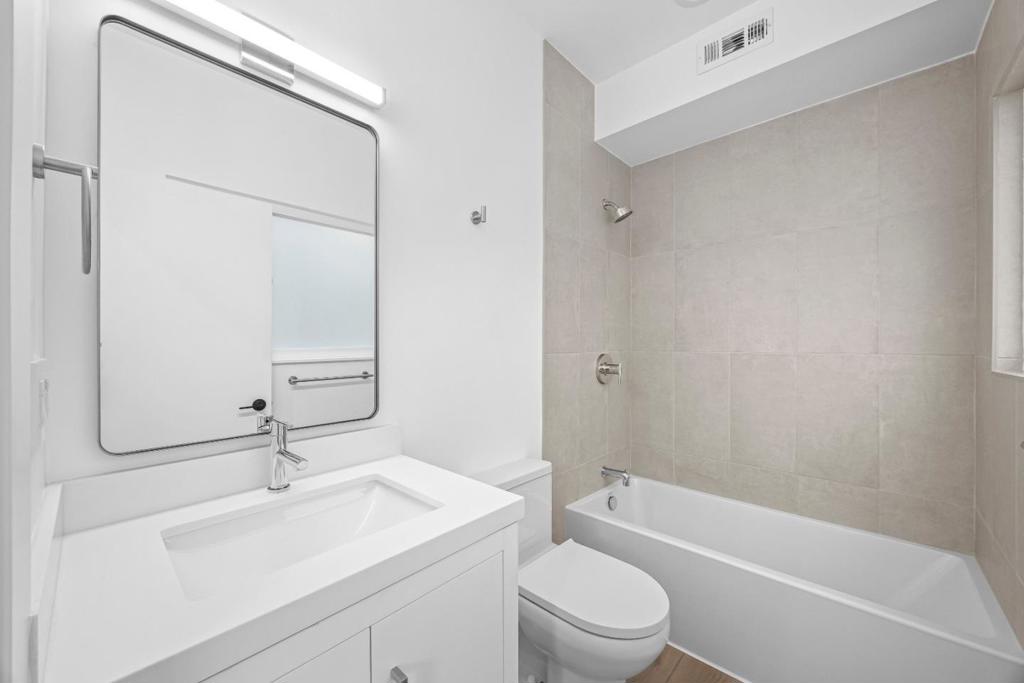 main property photo 70