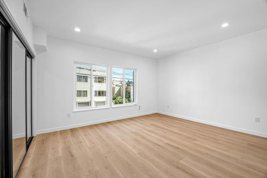 main property photo 71
