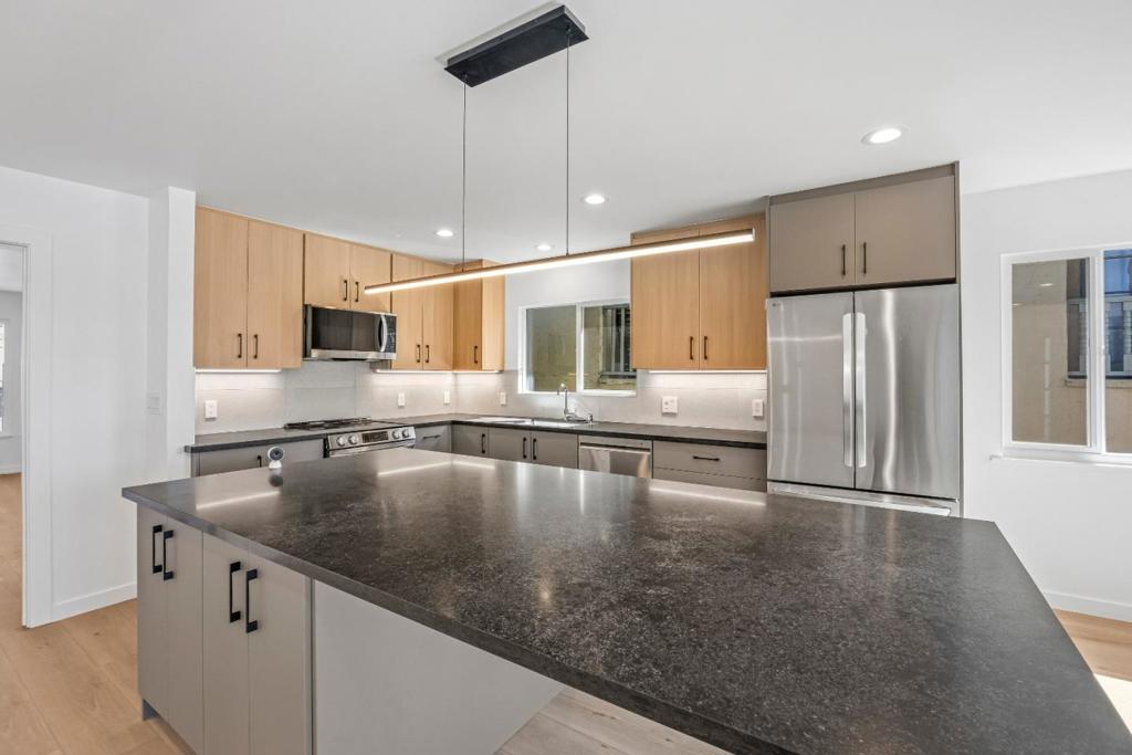 main property photo 83