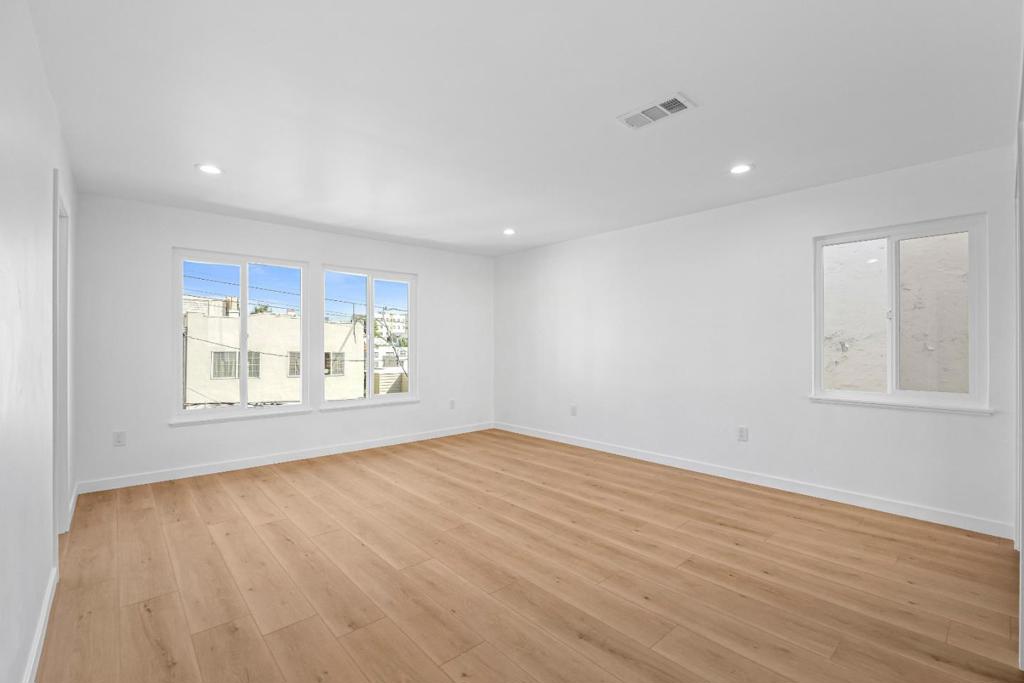 main property photo 85
