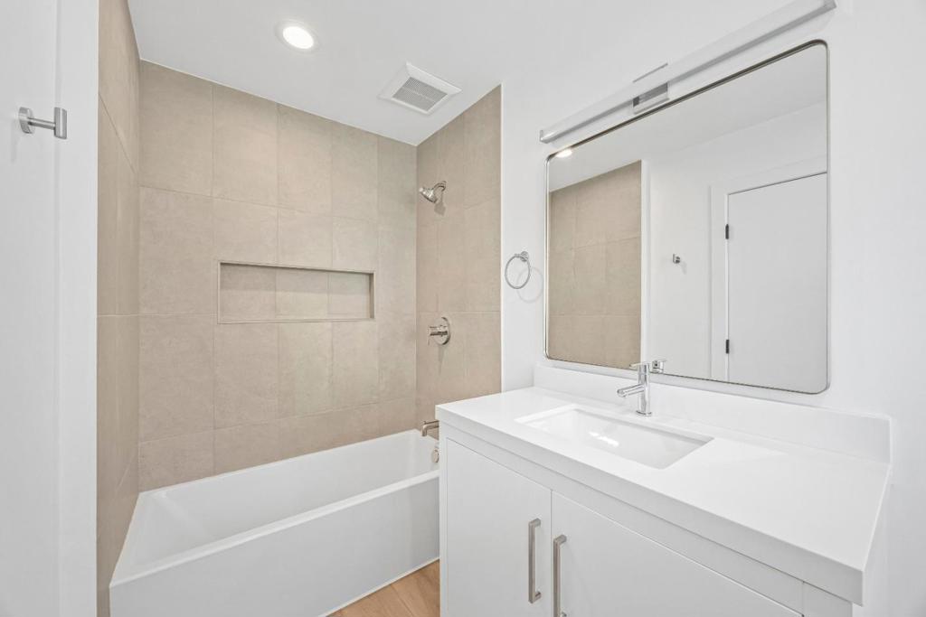main property photo 88