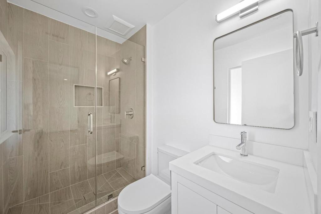 main property photo 93