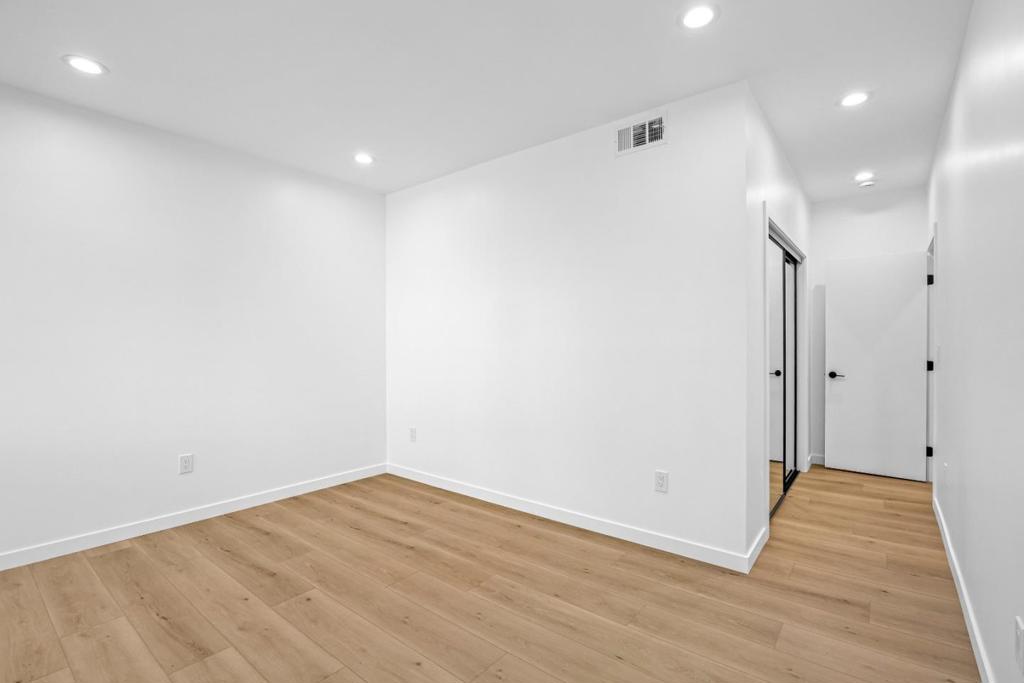 main property photo 96