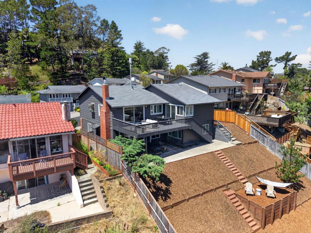 main property photo 66