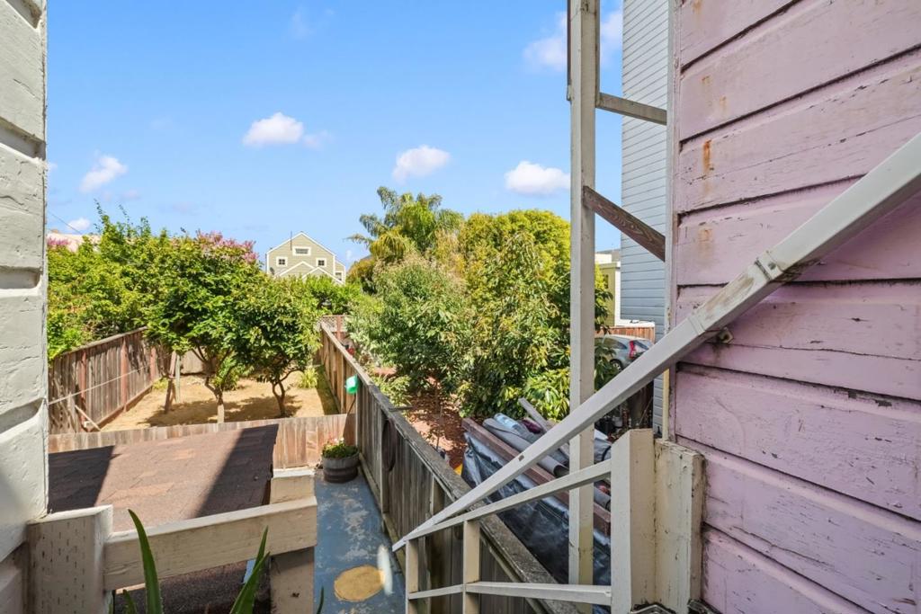 main property photo 70