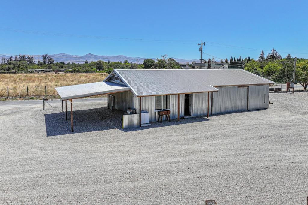 main property photo 53