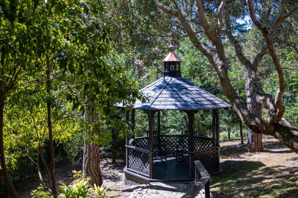 main property photo 79