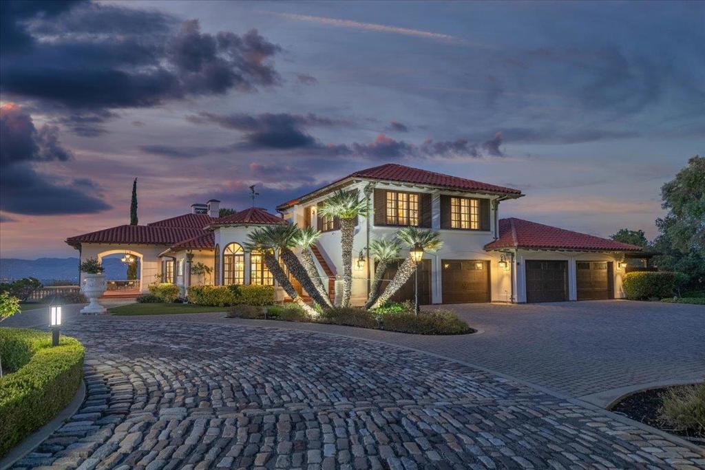 main property photo 12