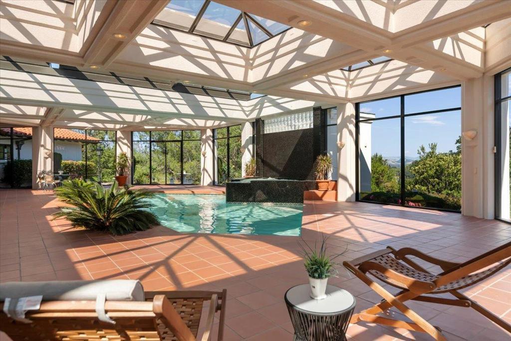 main property photo 99