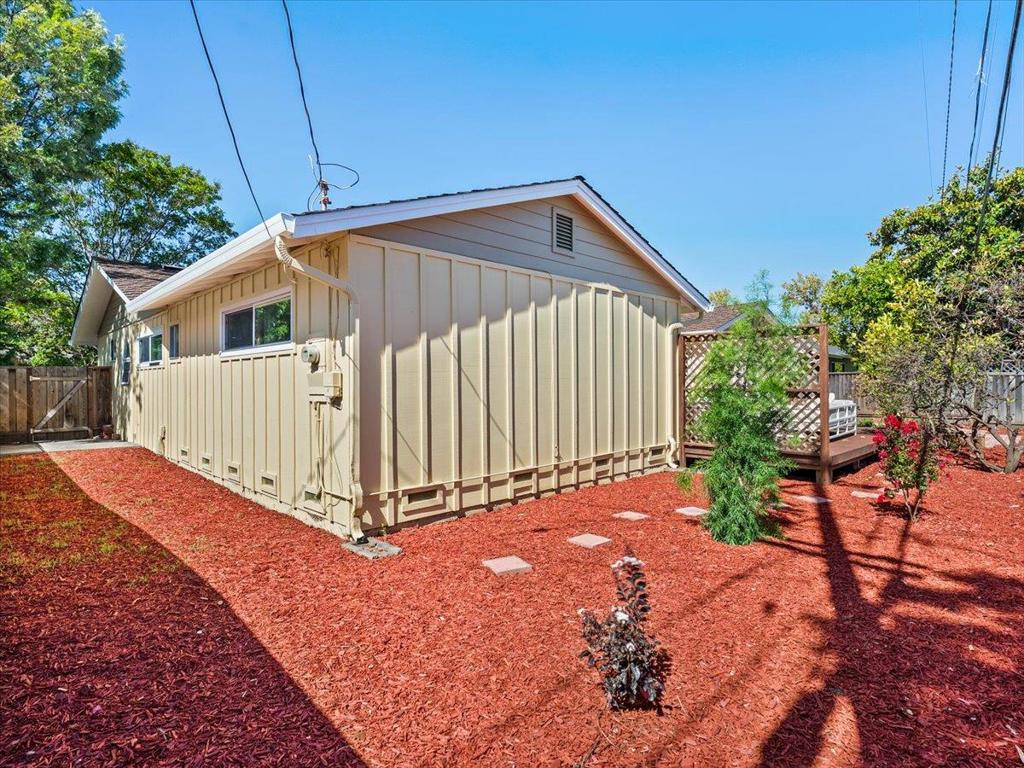 main property photo 54