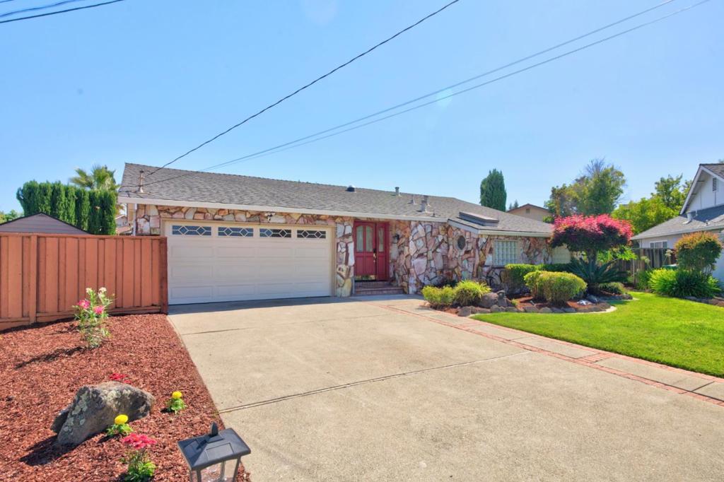 main property photo 0