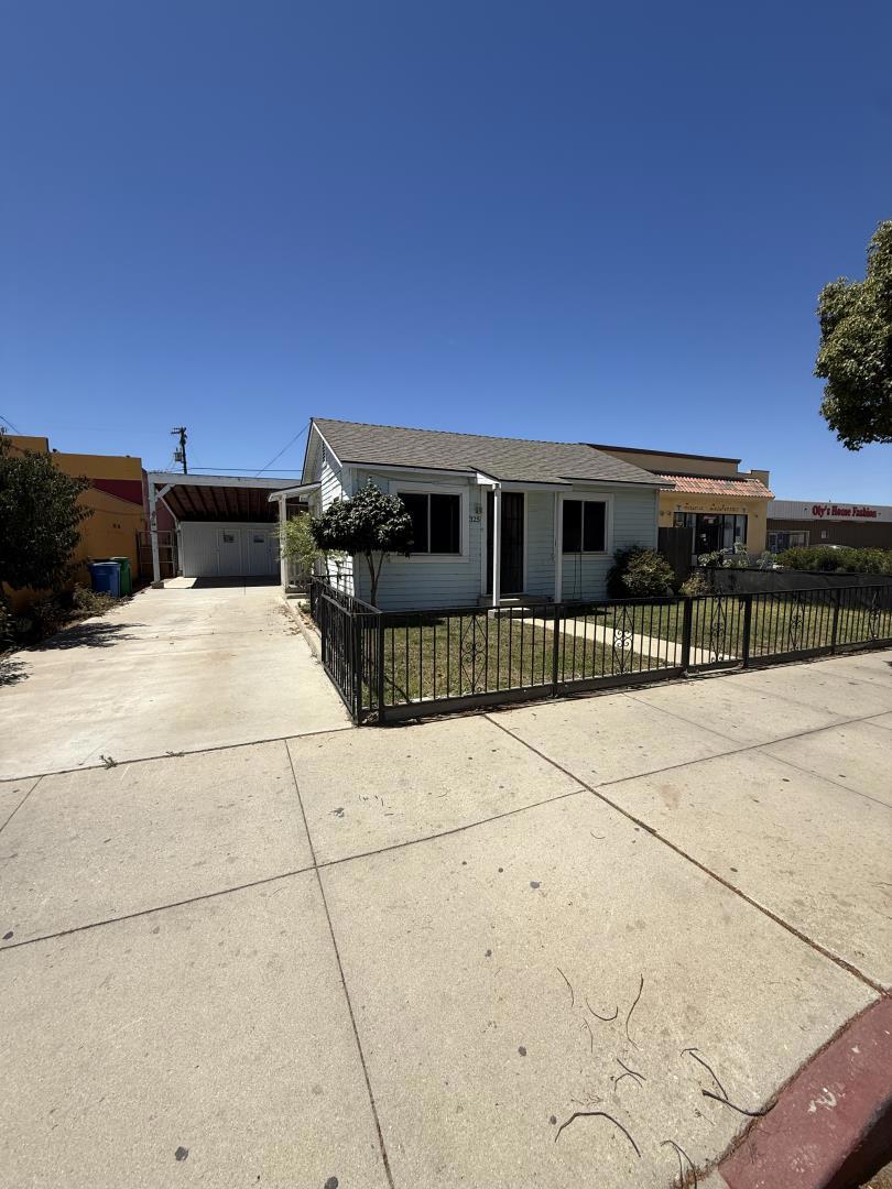 main property photo 3
