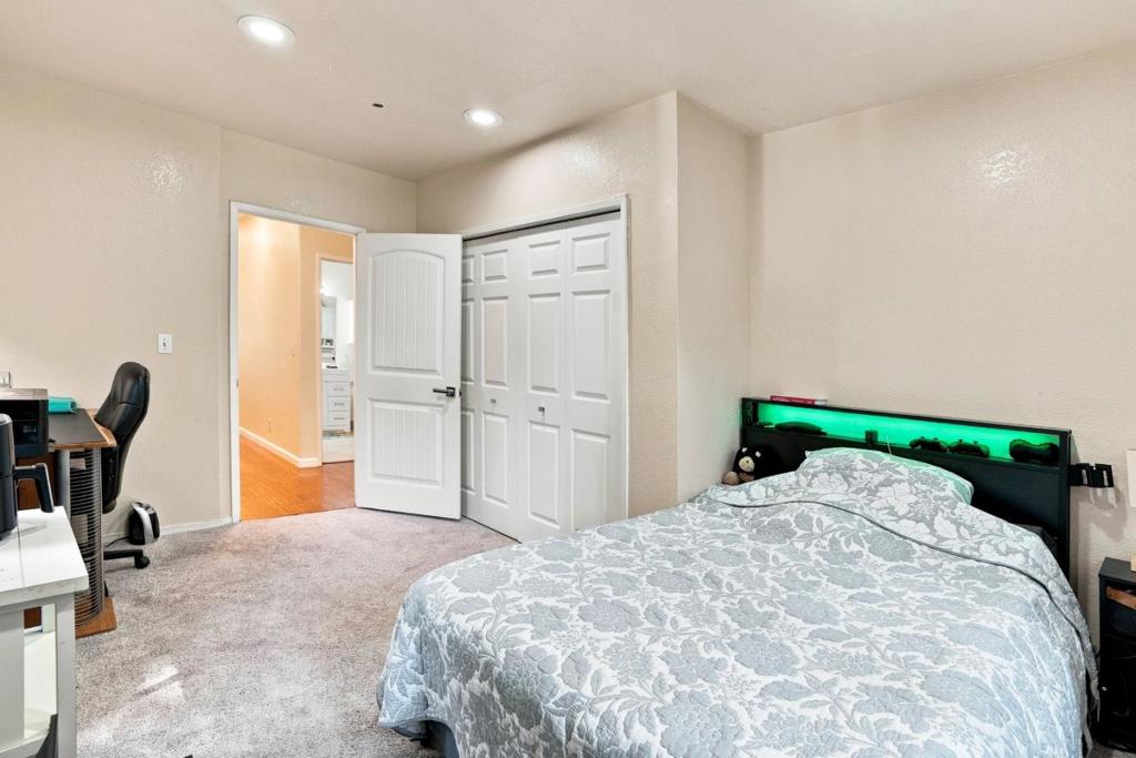 main property photo 74