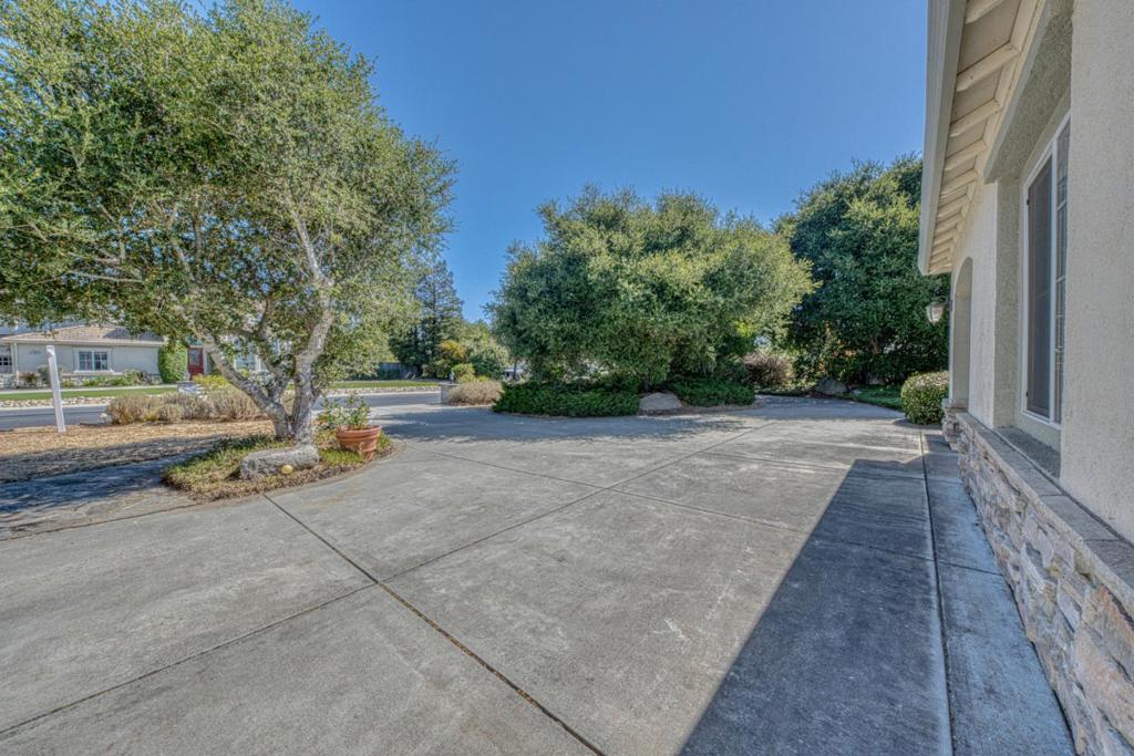 main property photo 64