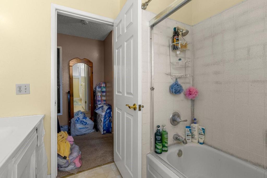 main property photo 66