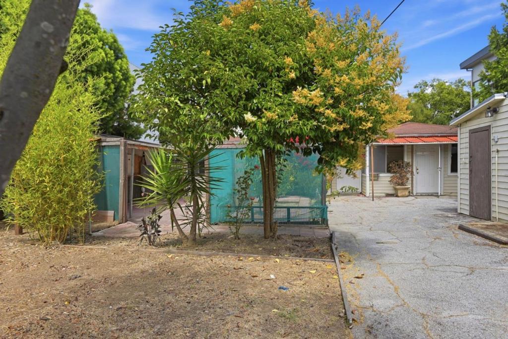 main property photo 72