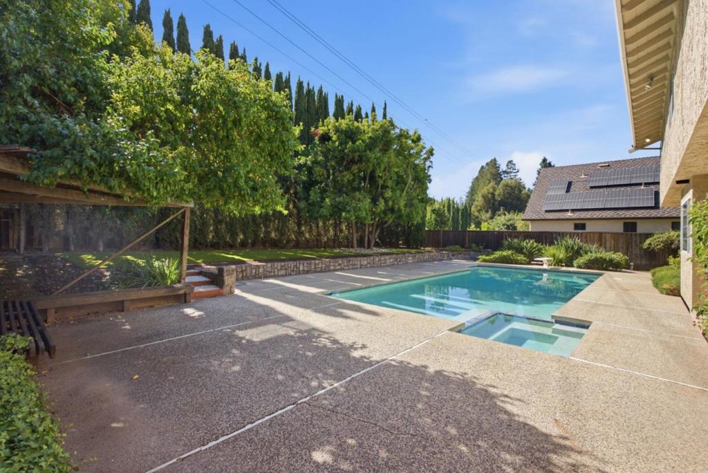 main property photo 52