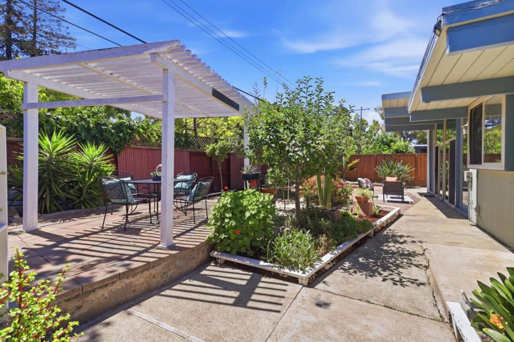 main property photo 56