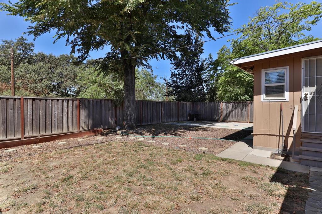 main property photo 53