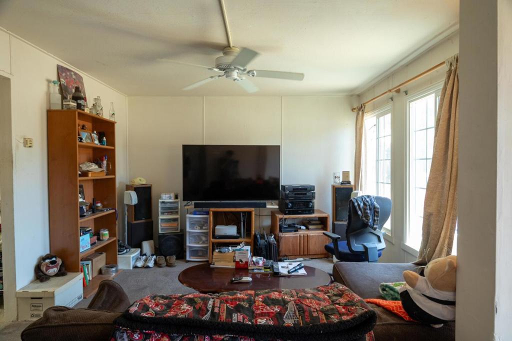 main property photo 57
