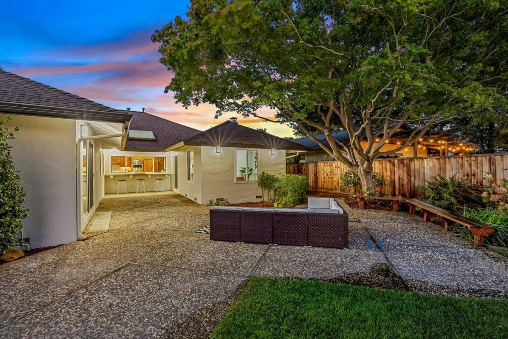 main property photo 61