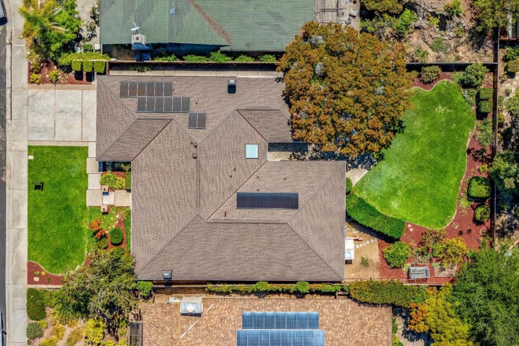 main property photo 67