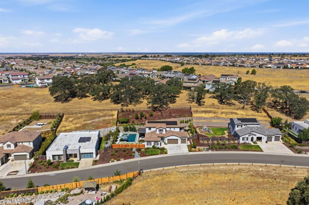 main property photo 67
