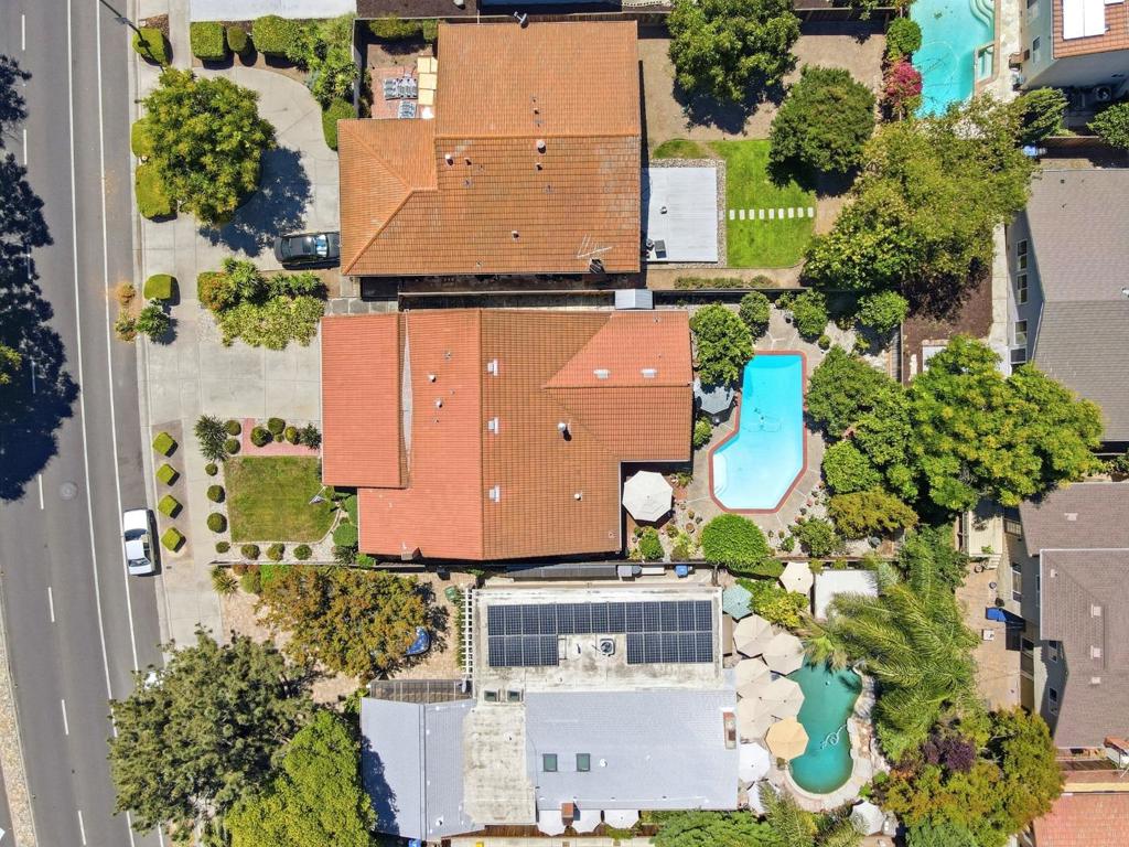 main property photo 49