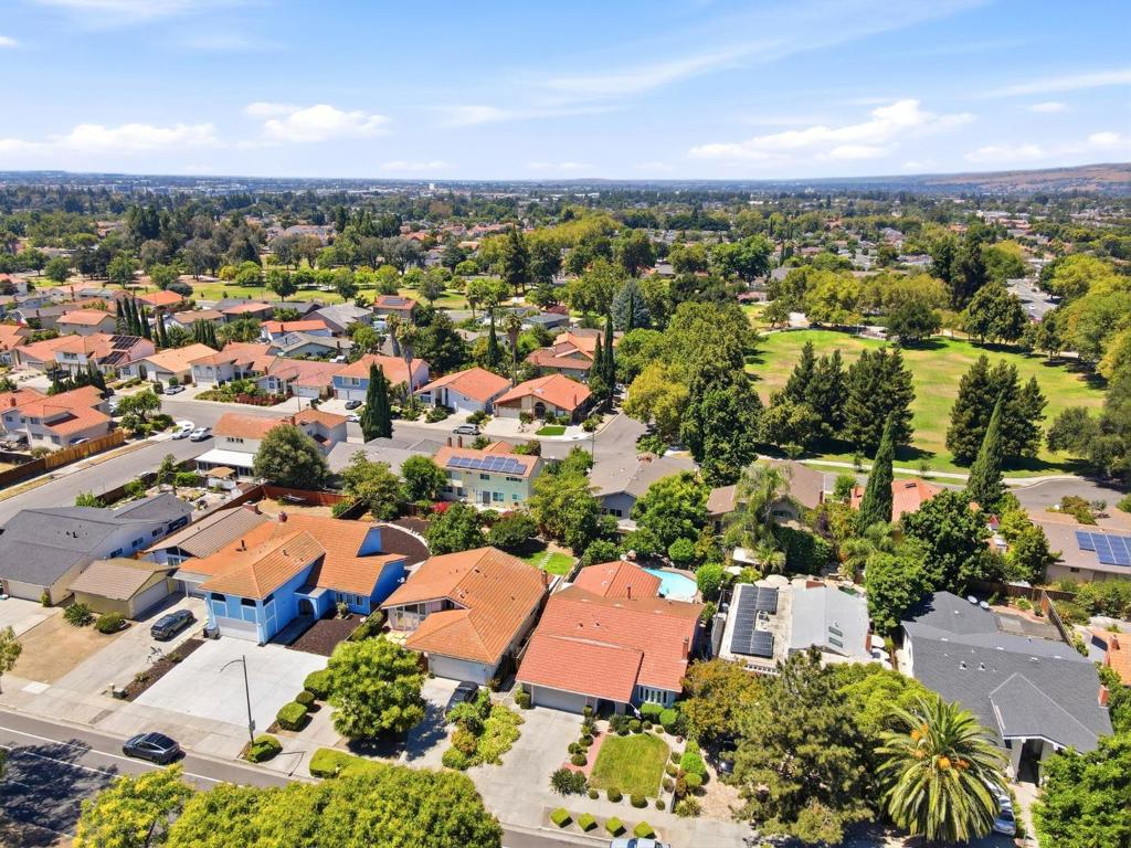 main property photo 59